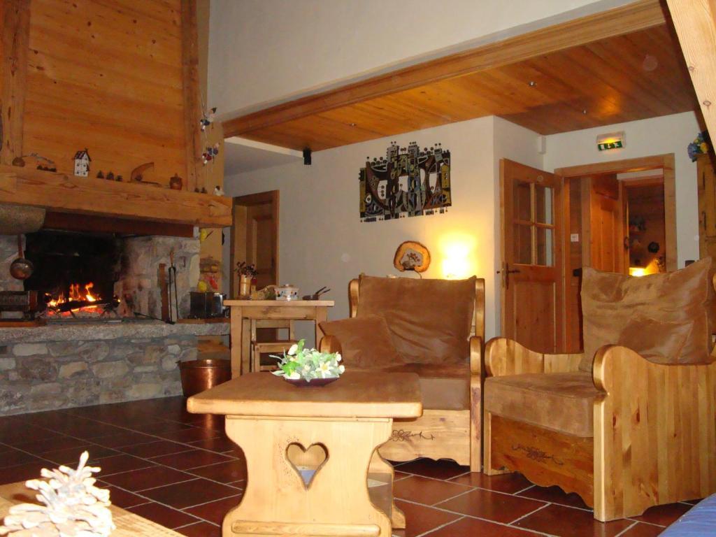 La Joubarbe Au Balcon Du Mont-Blanc Villa Sallanches Exterior photo