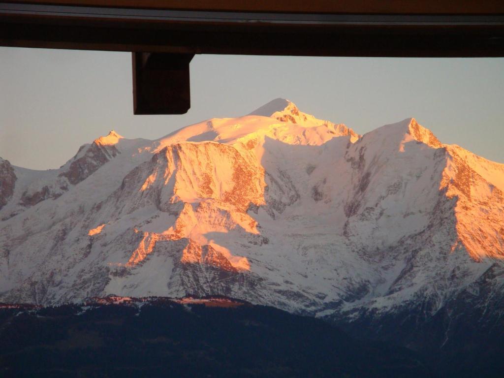 La Joubarbe Au Balcon Du Mont-Blanc Villa Sallanches Exterior photo
